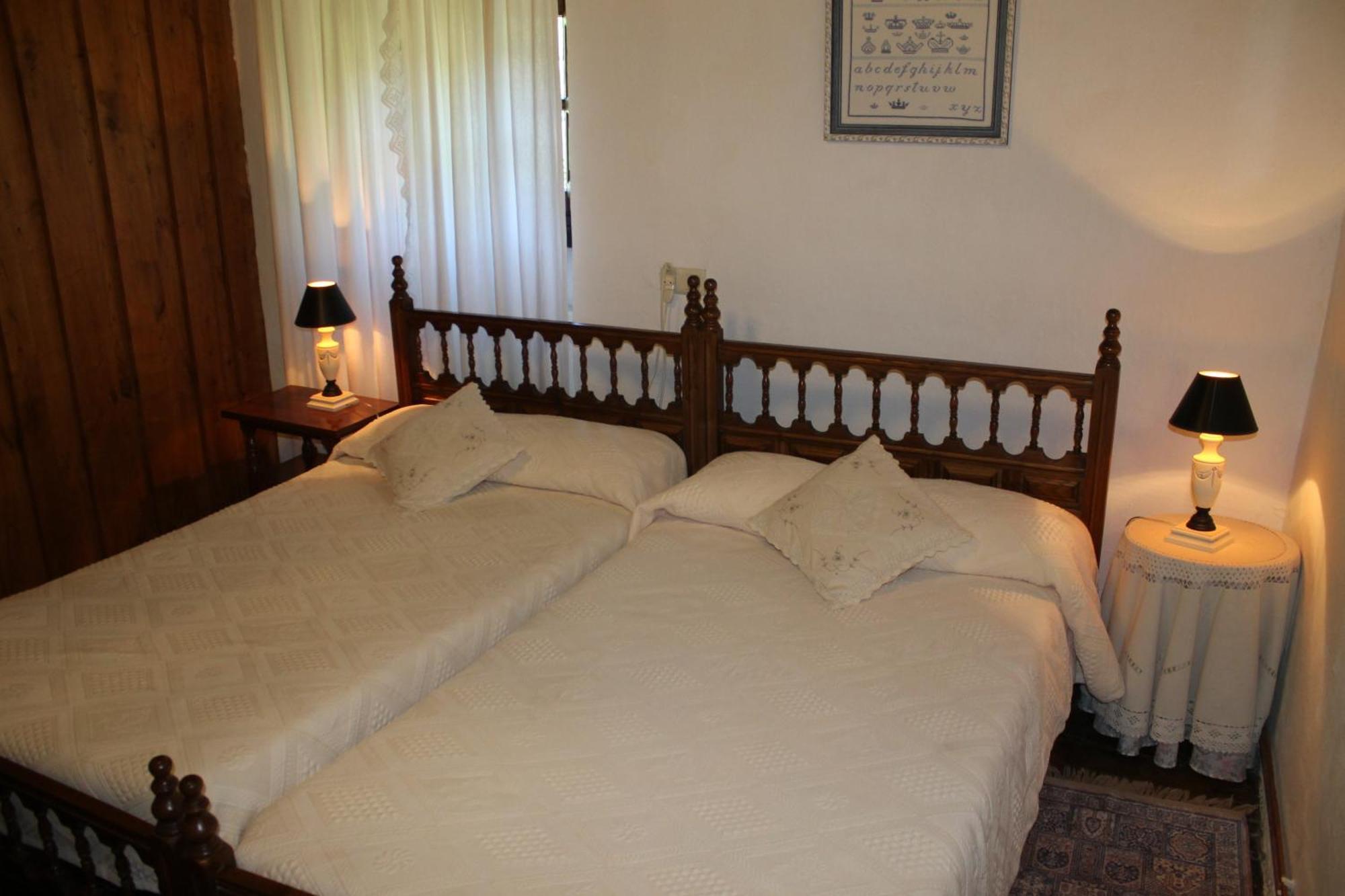 בית הארחה קוסגאיה 	Casona De Trevino מראה חיצוני תמונה
