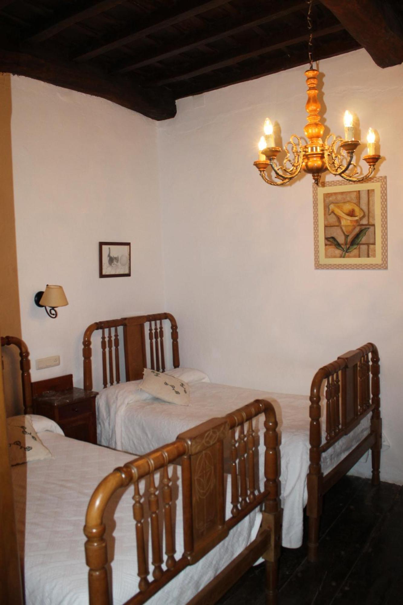 בית הארחה קוסגאיה 	Casona De Trevino מראה חיצוני תמונה